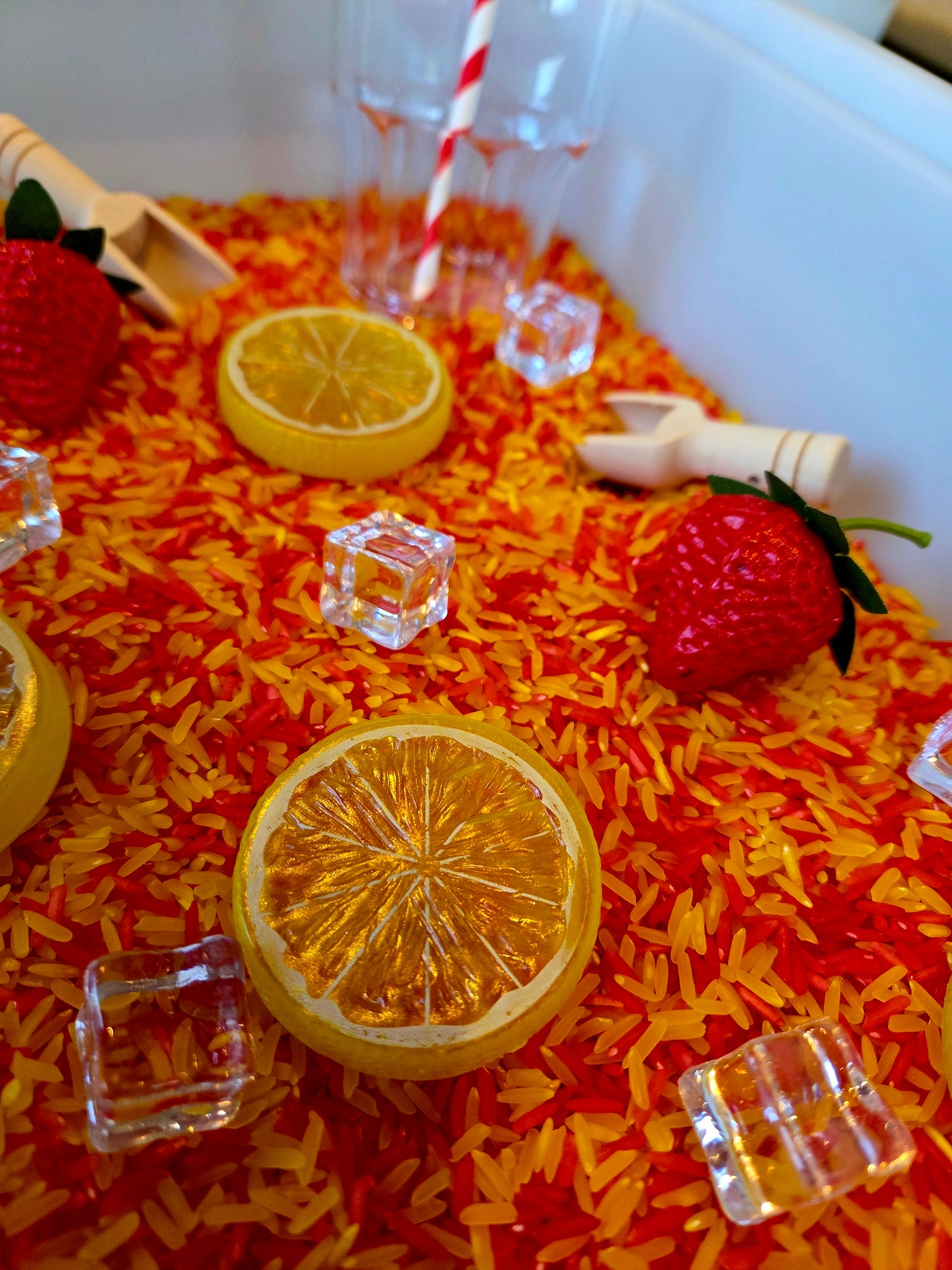 Bac Sensoriel Limonade aux Fraises