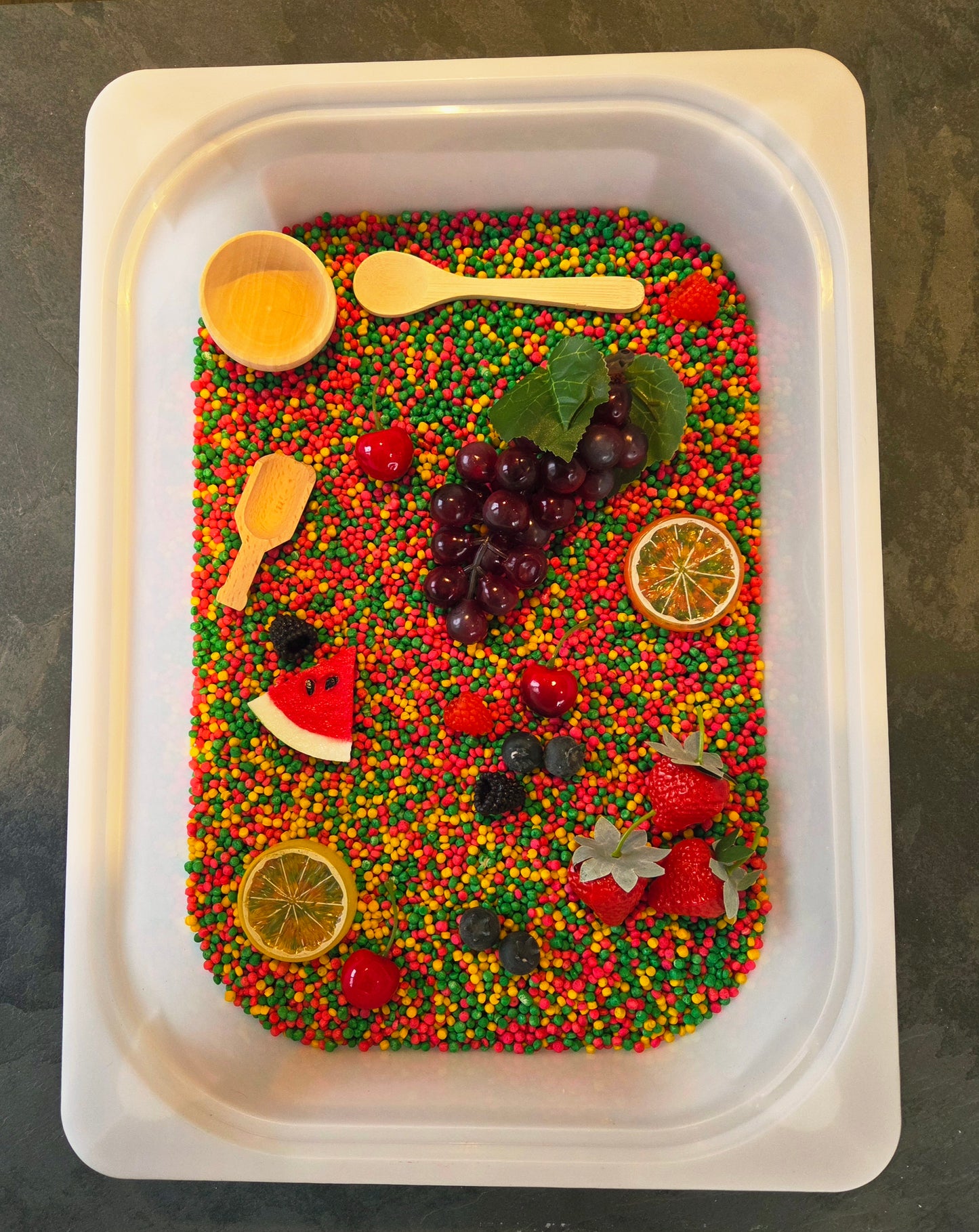 Bac sensoriel Salade de fruits